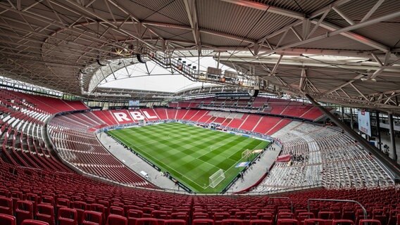 Blick in die Arena von RB Leipzig © IMAGO / motivio 