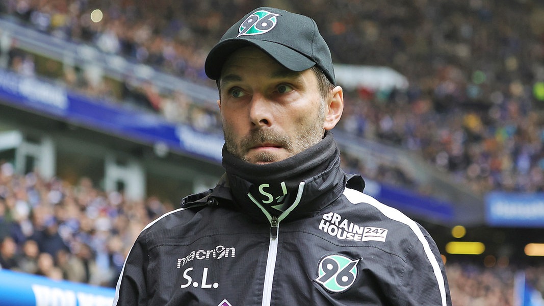 Hannover 96 Trainer Leitl arbeitet nur noch auf Bewährung NDR.de