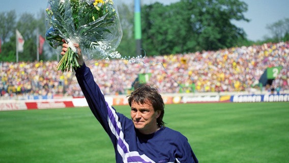 Ewald Lienen beim MSV Duisburg © picture-alliance / dpa Foto: Franz Peter Tschauner