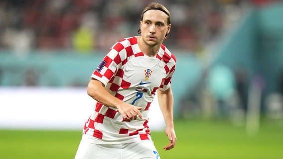 Der kroatische Fußball-Nationalspieler Lovro Majer © IMAGO / Pressinphoto 