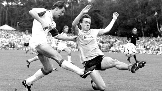 Spielszene aus der Aufstiegsrunde 1987: SV Meppen - Hertha BSC © imago sportfotodienst Foto: imago sportfotodienst