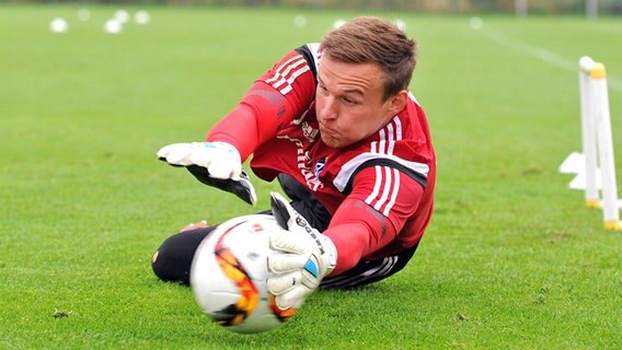 HSV-Keeper Tom Mickel © Witters Foto: Tim Groothuis