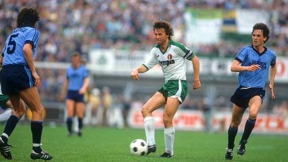 Benno Möhlmann (M.) von Werder Bremen © imago/kicker/Liedel 
