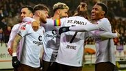 Jubel beim FC St. Pauli © IMAGO/eu-images 