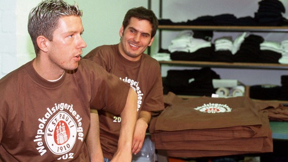 Die "Weltpokalsiegerbesieger" Nico Patschinski (l.) und Thomas Meggle 6.2.2002. © Imago 