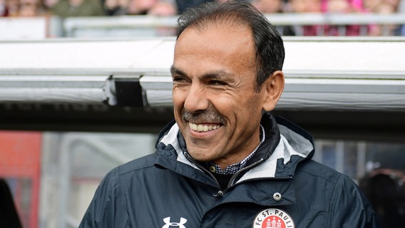 Jos Luhukay, Trainer des FC St. Pauli © Witters Foto: TayDucLam