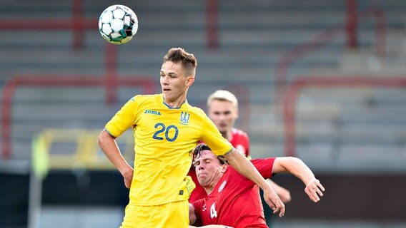 Der ukrainische U21-Nationalspieler Danylo Sikan (l.) © IMAGO / Ritzau Scanpix 