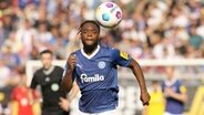 Ba-Muaka Simakala von Holstein Kiel © IMAGO / Claus Bergmann 