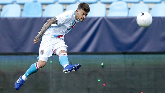 Der luxemburgische Fußball-Nationalspieler Sebastien Thill © IMAGO / Majerus 