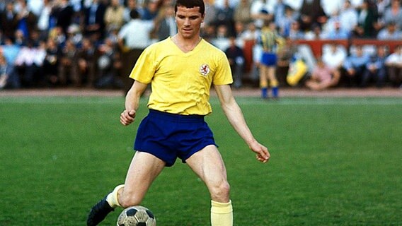 Lothar Ulsaß im Trikot von Eintracht Braunschweig © imago sportfotodienst Foto: imago sportfotodienst