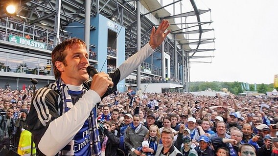 HSV-Profi Rafael van der Vaart © Witters 