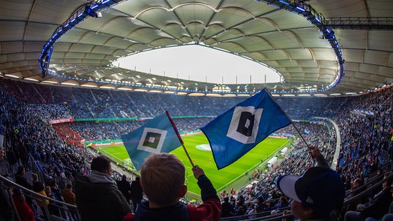 Innensicht des Volksparkstadions des Fußball-Zweitligisten Hamburger SV © Witters Foto: Leonie Horky