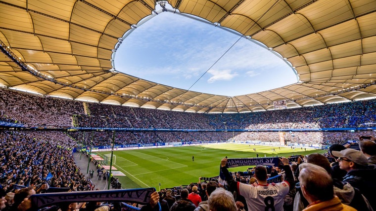 Hamburg, 30. September 2018 - Fußball, 2. Bundesliga 2018/19, Hamburger SV - FC St. Pauli: Übersicht des Hamburger Volksparkstadion, Heimspielstätte des HSV  © picture alliance / xim.gs | xim.gs / Philipp Szyza