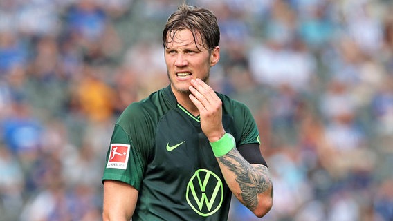 Stürmer Wout Weghorst vom VfL Wolfsburg © IMAGO / Contrast 