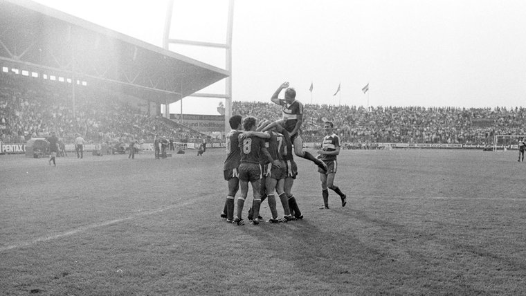 Deutschland, Bremen, 08.09.1979, Fussball, Bundesliga, Saison 1979/1980, 5. Spieltag, SV Werder Bremen - VfB Stuttgart (2:3): Jubel VfB Stuttgart Spieler. © picture alliance / Pressefoto Rudel | Herbert Rudel