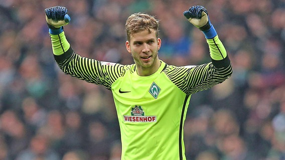 Felix Wiedwald im Trikot von Werder Bremen (Foto aus dem Jahr 2017) © IMAGO / MIS 