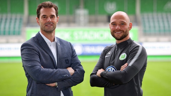 Stephan Lerch (r.) und Ralf Kellermann vom VfL Wolfsburg. © fußball frauen vfl wolfsburg kellermann lerch 