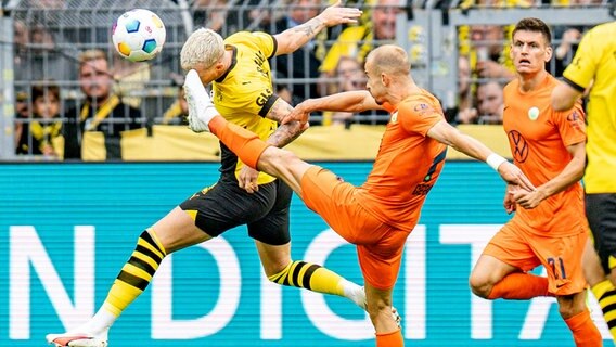 Spielszene BVB - Wolfsburg © IMAGO/Eibner 