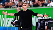 Interimstrainer Daniel Bauer vom VfL Wolfsburg © IMAGO/Christian Schroedter 