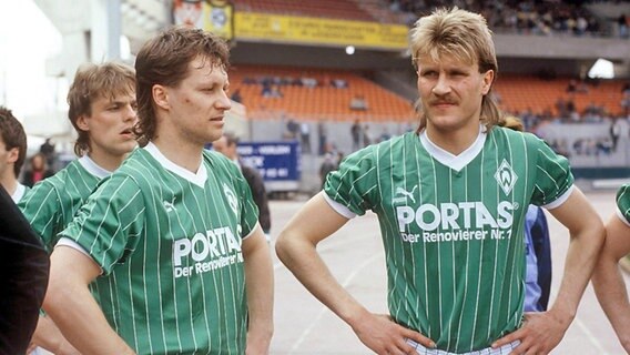 Bremens Thomas Wolter (r.) neben Gunnar Sauer © imago/Kicker/Eissner 