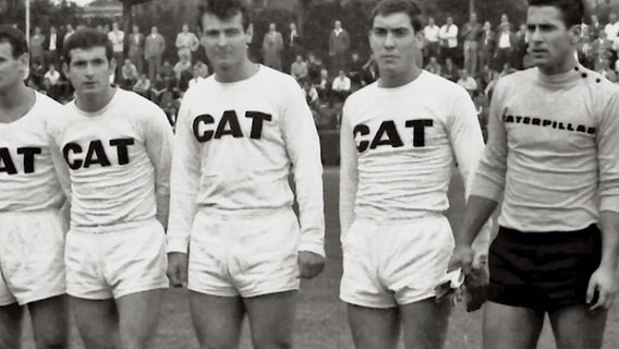 Spieler von Wormatia Worms vor einem Spiel 1967 © NDR 