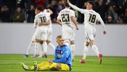 Braunschweigs Saulo Decarli ist nach einem Elversberger Treffer enttäuscht. © IMAGO / Fussball-News Saarland 
