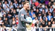 Hannover-Torhüter Ron-Robert Zieler © IMAGO / Nordphoto 