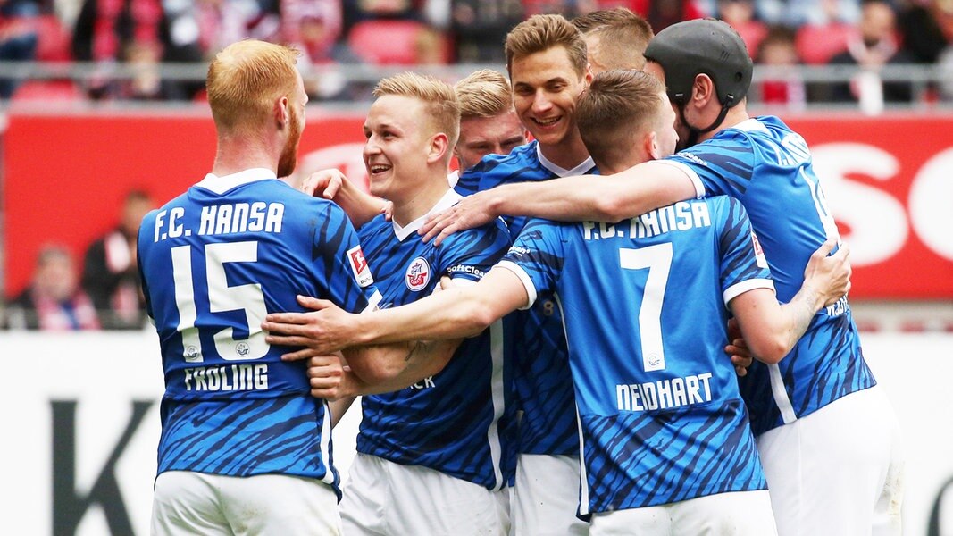 Naechstes Erfolgserlebnis: Hansa Rostock gewinnt in Kaiserslautern