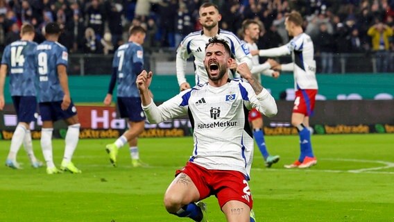 Hamburgs Marco Richter bejubelt seinen Treffer © Imago Images 