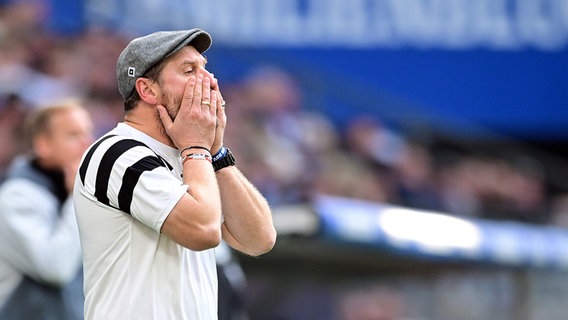 HSV-Trainer Steffen Baumgart © Witters/TimGroothuis 