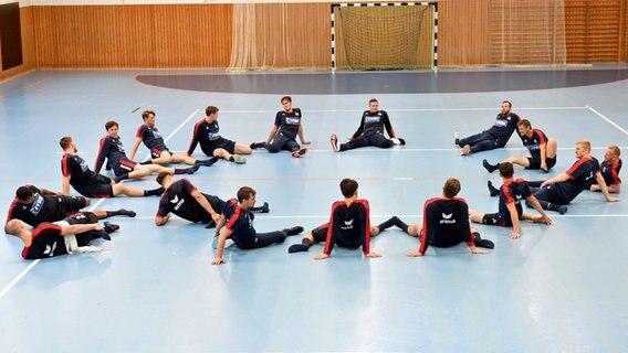 Die Flensburger Handballer beim Training. © NDR.de / Jan Kirschner 