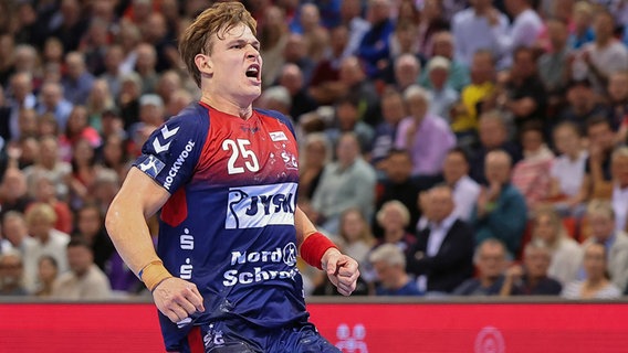 Lukas Jörgensen von der SG Flensburg-Handewitt © IMAGO / Lobeca 