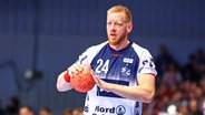 Flensburgs Handballer Jim Gottfridssson © IMAGO / Lobeca 