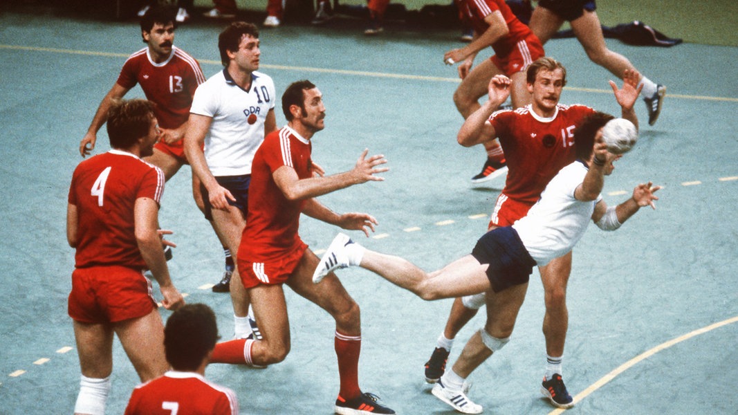 Einzigartig DDR holt olympisches HandballGold NDR.de Sport Handball
