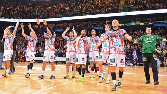 Jubel bei den HSV-Handballern. © Witters 