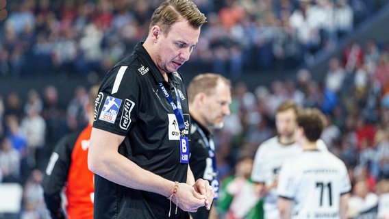 Filip Jicha, Trainer des THW Kiel © IMAGO / Eibner 