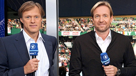 ARD-Handball-Experte Martin Schwalb (r.) und Moderator Gerhard Delling © NDR Foto: Michael Heuberger