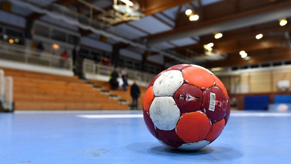 Symbolbild Handball © picture alliance / Sportfoto Zink Foto: Wolfgang Zink