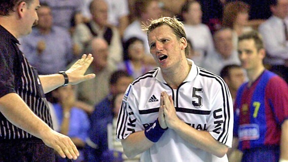 Kiels Nikolaj Jacobsen beim Champions-League-Finale gegen Barcelona © dpa 
