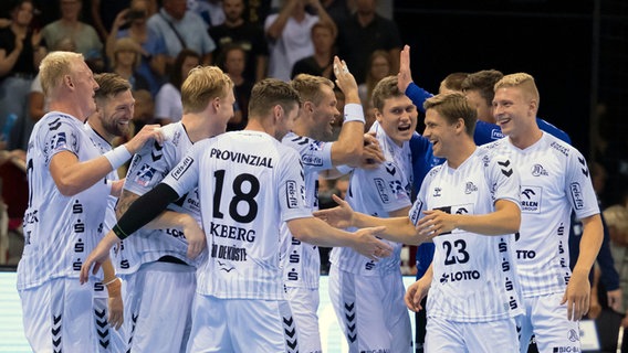 Jubel beim THW Kiel © picture alliance/dpa Foto: Bernd Thissen