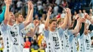 Jubel bei den Handballern des THW Kiel © IMAGO/Eibner Foto: Marcel von Fehrn