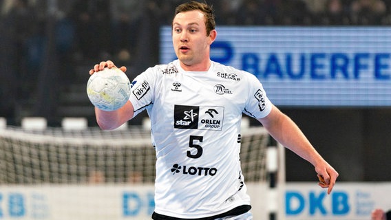 Sander Sagosen vom THW Kiel. © imago / Eibner Foto: Marcel von Fehrn