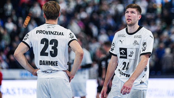 Rune Dahmke und Lukas Zerbe vom THW Kiel © imago images / Eibner 