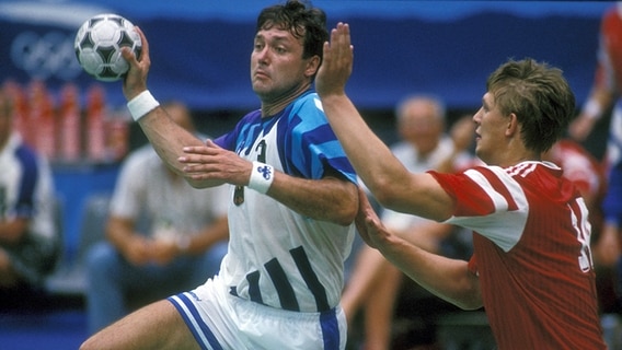 Frank-Michael Wahl (l.) im Trikot der deutschen Nationalmannschaft (Archivbild aus dem Jahr 1992) © imago/Werek 