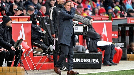 Trainer Bruno Labbadia vom VfB Stuttgart © IMAGO / Matthias Koch 