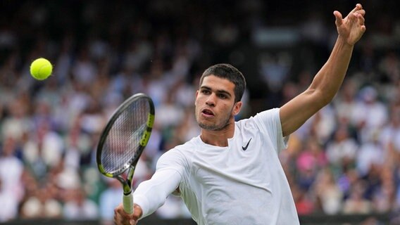 Tennisprofi Carlos Alcaraz © IMAGO / Paul Zimmer 