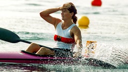 Birgit Schmidt gewinnt die 500 m im Einer-Kajak © picture-alliance / dpa