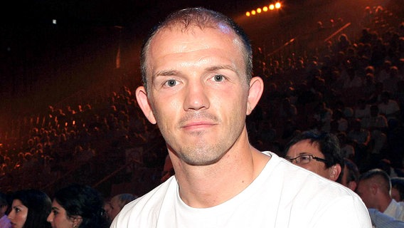 Ex-Boxweltmeister Jürgen Brähmer als Gast am Ring. © Imago Foto: Imago