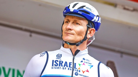 Rad-Star Andre Greipel vor seinem Start beim Münsterland-Giro © IMAGO / Rüdiger Wölk Foto: Rüdiger Wölk