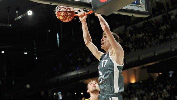Basketballer Johann Grünloh © IMAGO / Contrast 